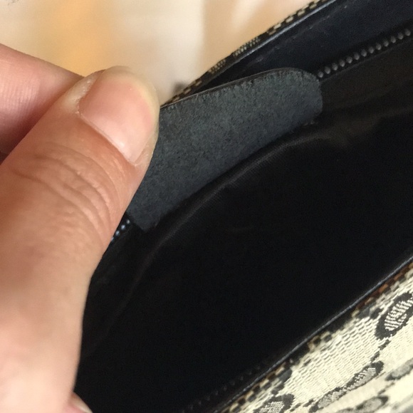 ⭐️ Gucci GG Monogram Mini Handbag - Picture 12 of 12